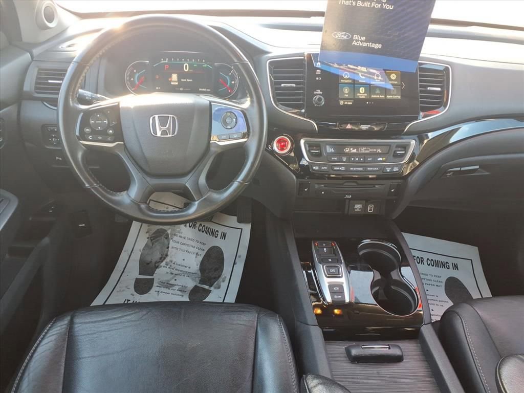 Used 2019 Honda Pilot Touring image 9