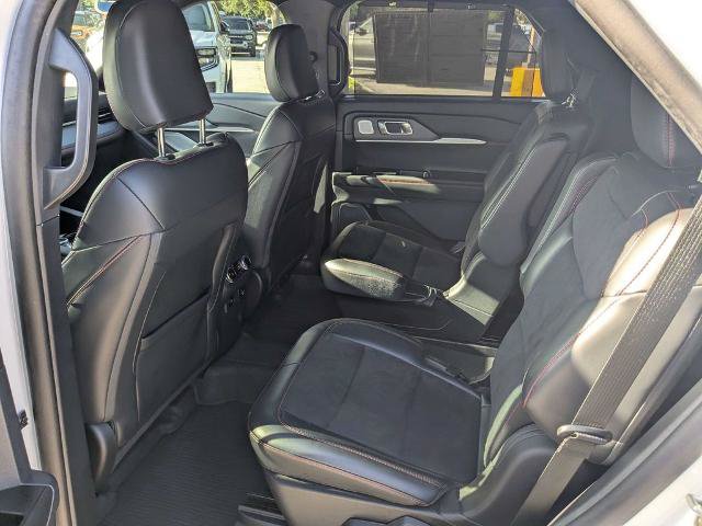 Certified 2025 Ford Explorer ST AWD/4WD image 17