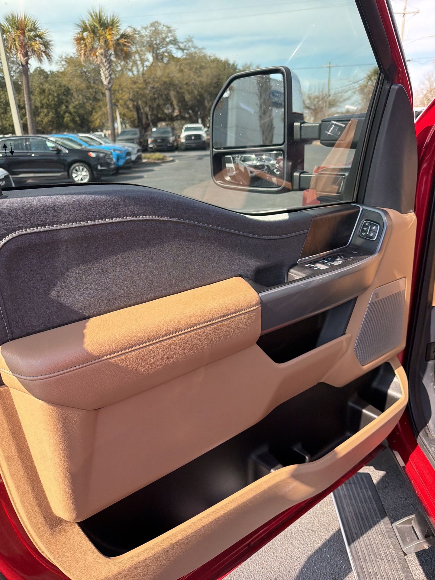 Certified 2024 Ford F250 Lariat w/ Lariat Ultimate Package image 16