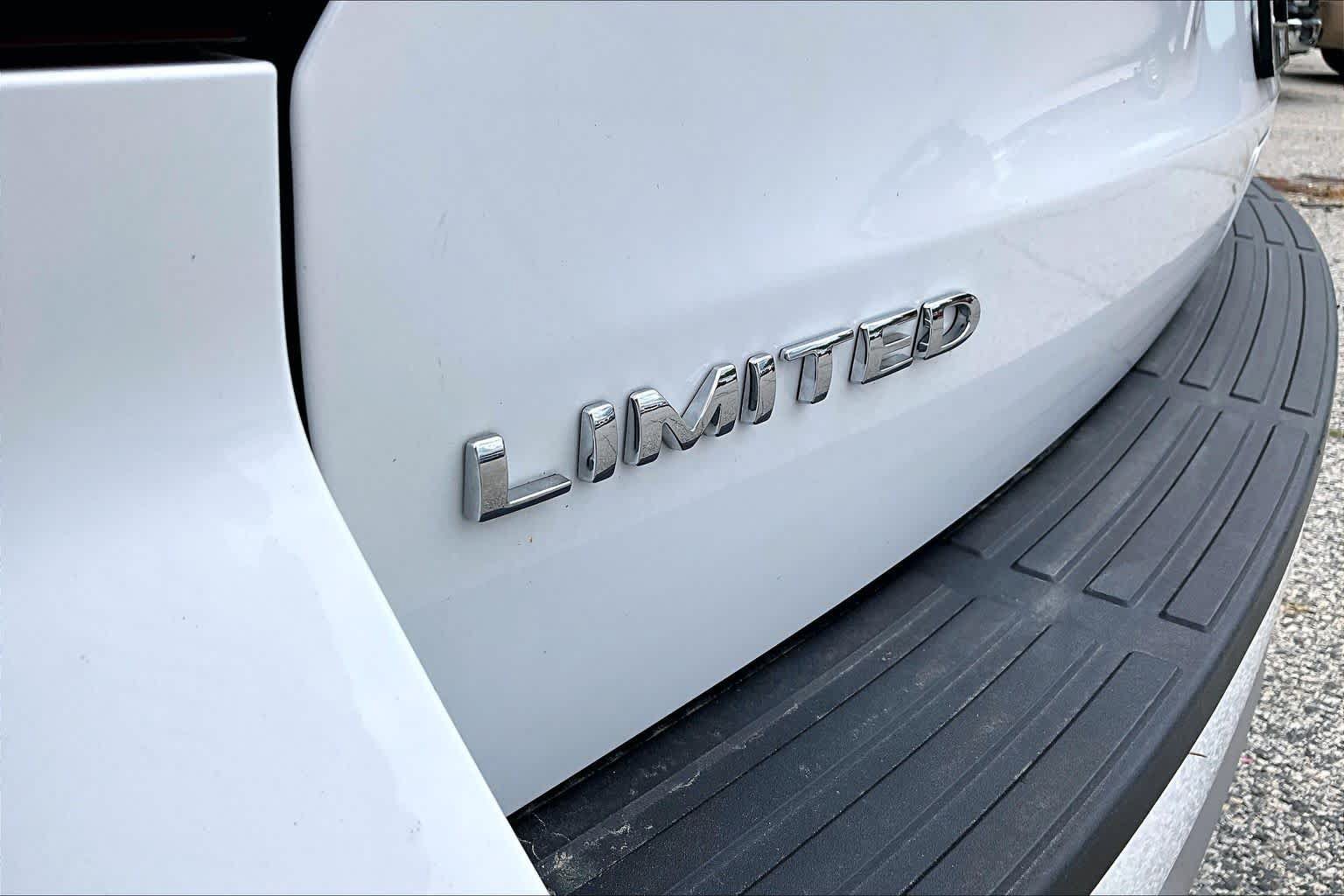 Certified 2023 Ford Expedition Limited AWD/4WD image 10