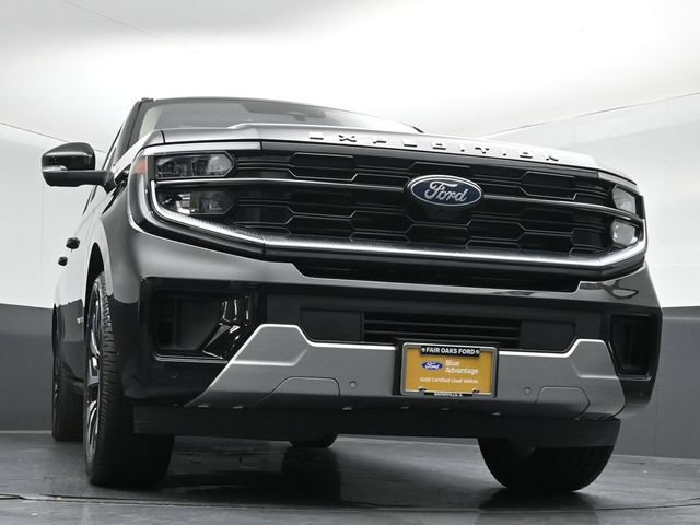 Certified 2025 Ford Expedition Max Platinum w/ Driver's Package AWD/4WD image 38