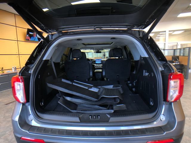 Certified 2023 Ford Explorer XLT w/ Equipment Group 202A AWD/4WD image 23