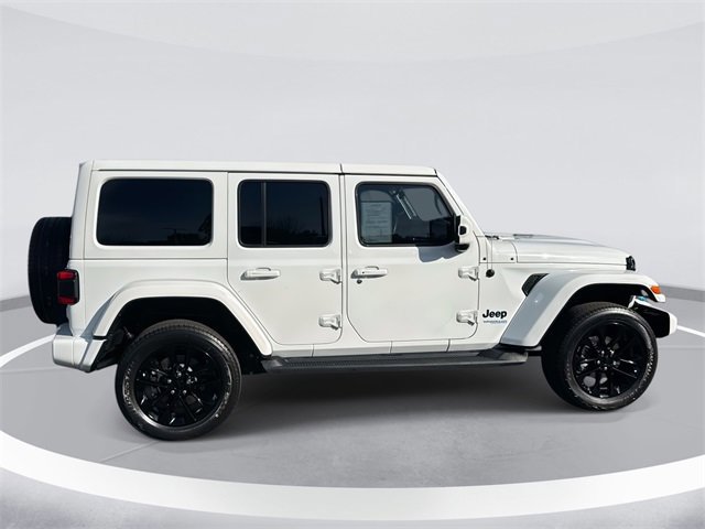 Used 2021 Jeep Wrangler Unlimited Sahara image 2