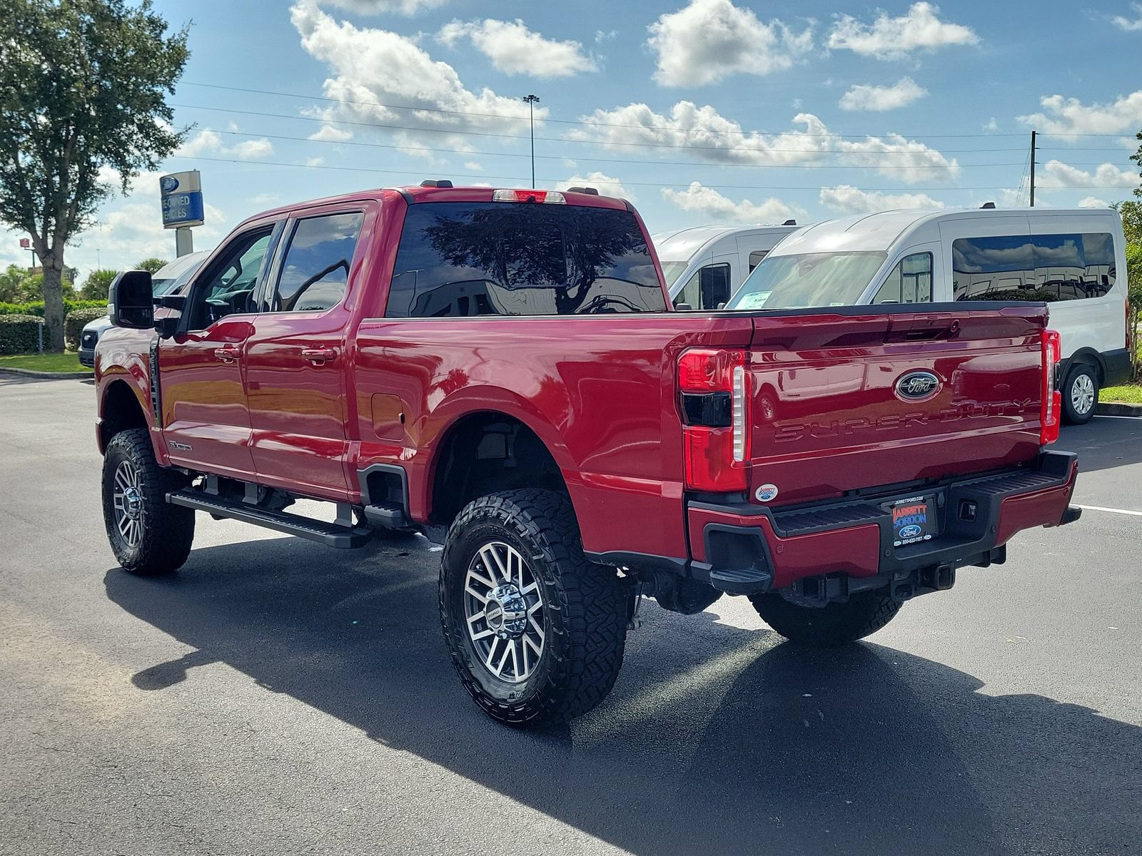 Certified 2025 Ford F250 Lariat w/ Lariat Ultimate Package AWD/4WD image 3