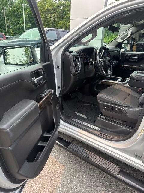 Used 2019 Chevrolet Silverado 1500 RST AWD/4WD image 15