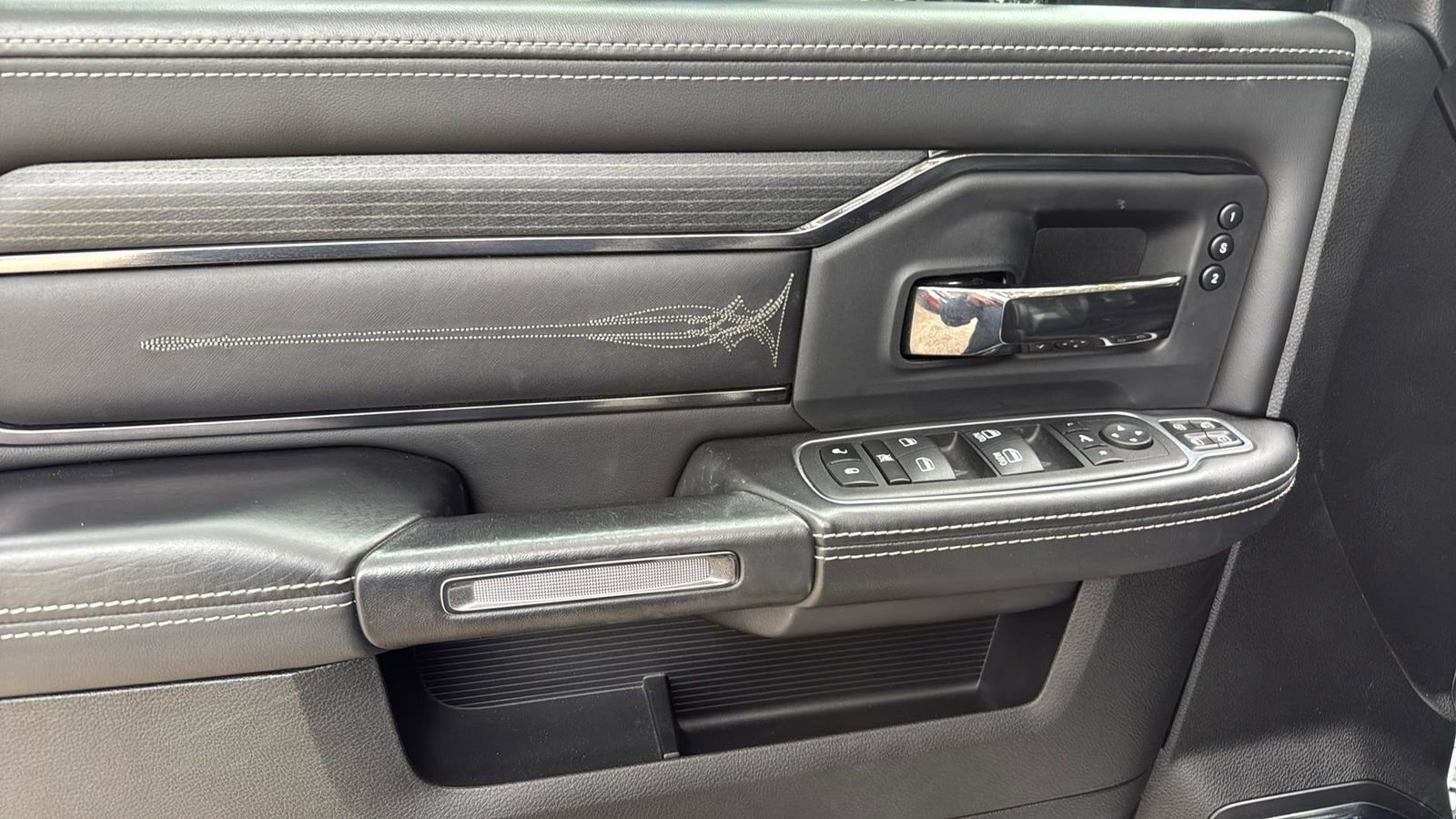 Used 2024 RAM 3500 Limited w/ Night Edition image 12