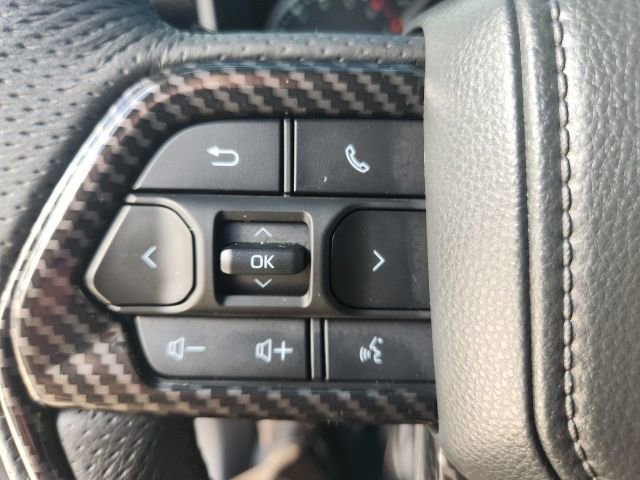 Used 2025 Toyota Tundra SR5 w/ SR5 Premium Package AWD/4WD image 32