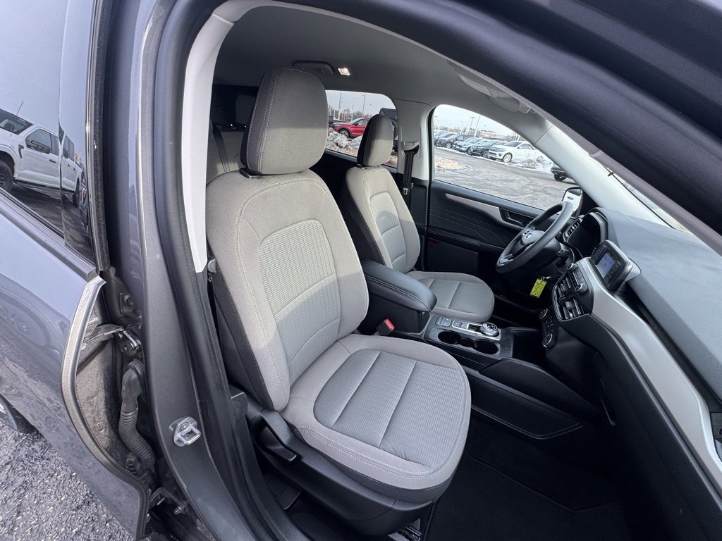 Certified 2022 Ford Escape S image 22