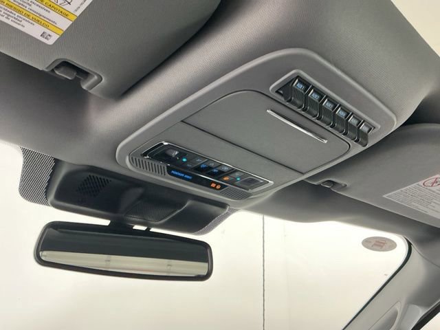 Certified 2025 Ford F350 Lariat w/ Black Appearance Package image 25