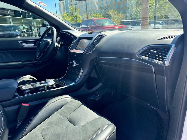 Certified 2020 Ford Edge ST w/ Equipment Group 401A image 32