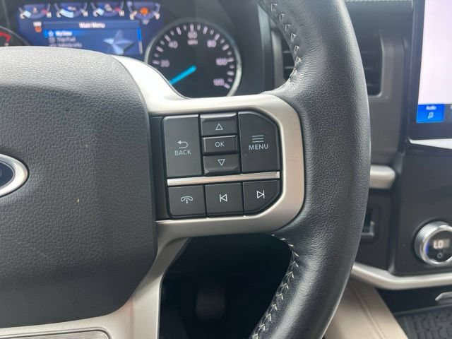 Certified 2023 Ford Expedition XLT RWD image 17