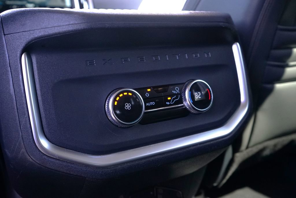 Certified 2025 Ford Expedition Max Active AWD/4WD image 12