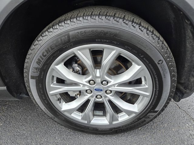 Certified 2024 Ford Explorer XLT w/ Equipment Group 202A AWD/4WD image 44
