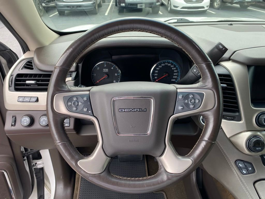 Used 2018 GMC Yukon Denali w/ Open Road Package AWD/4WD image 13