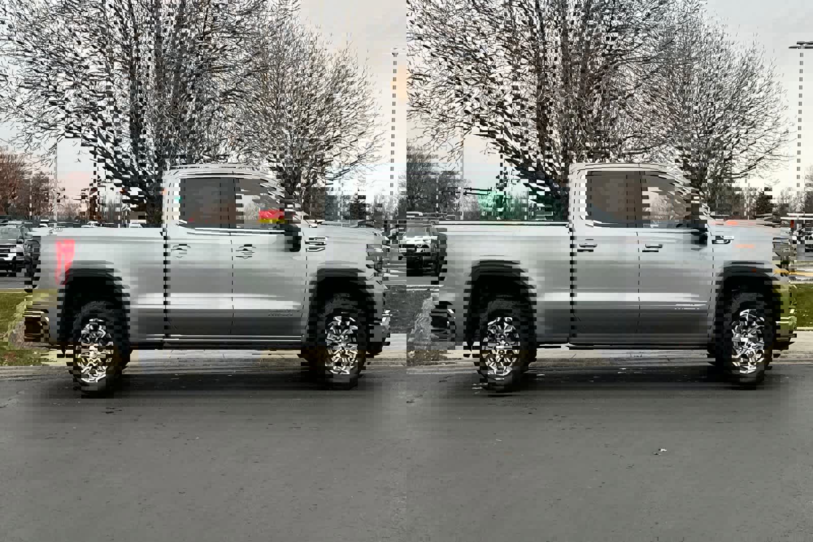 Used 2023 GMC Sierra 1500 SLE w/ Preferred Package image 6