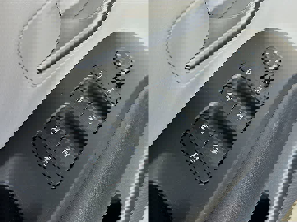 Used 2022 Hyundai Tucson SE image 28