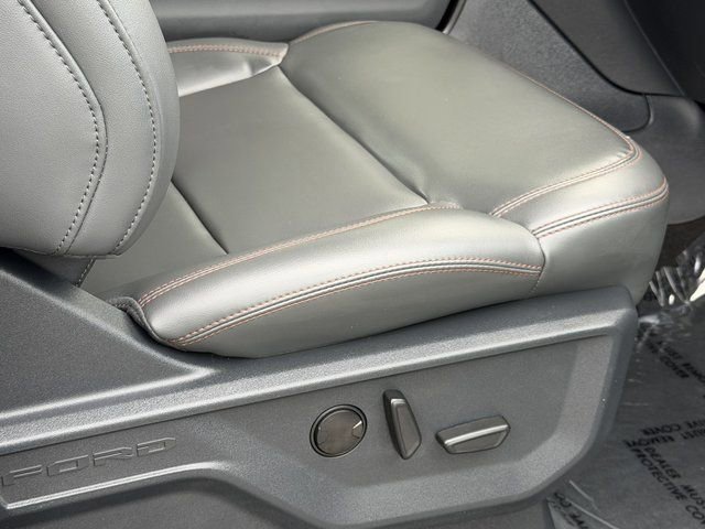 Certified 2025 Ford Expedition Active AWD/4WD image 34