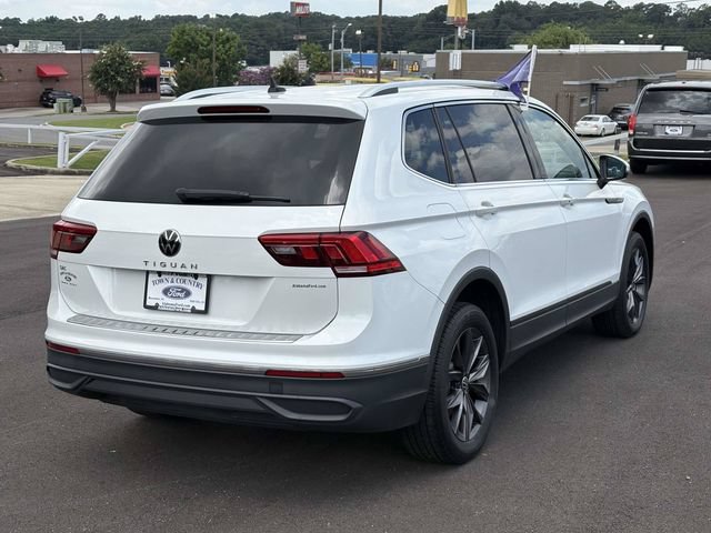 Used 2023 Volkswagen Tiguan SE FWD image 7