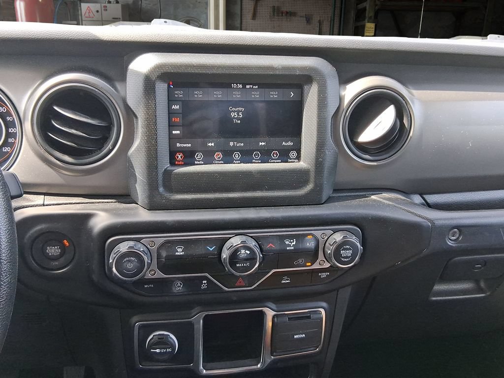 Used 2022 Jeep Wrangler Sport AWD/4WD image 19