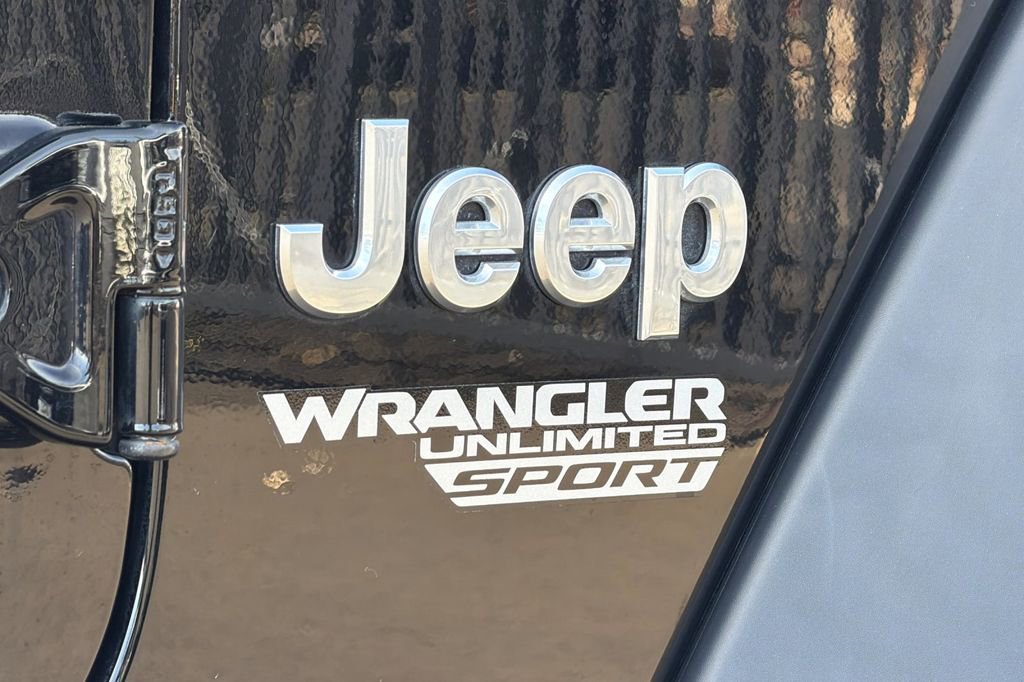 Used 2020 Jeep Wrangler Unlimited Sport S AWD/4WD image 25