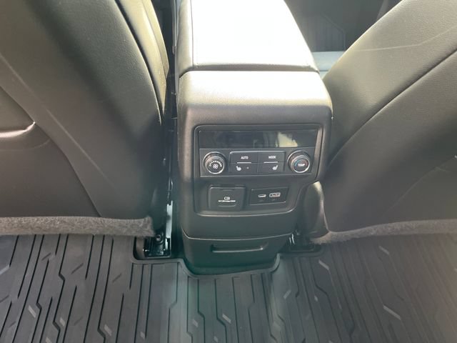 Used 2021 GMC Acadia AT4 w/ Preferred Package AWD/4WD image 21