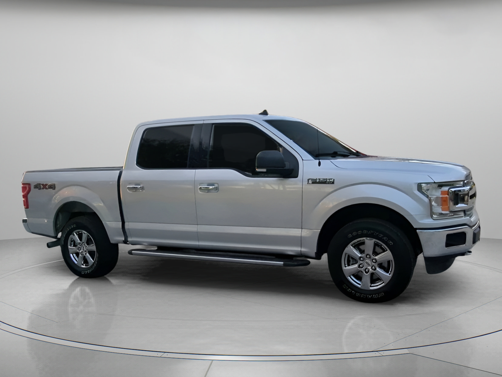 Certified 2019 Ford F150 XLT w/ Equipment Group 302A Luxury AWD/4WD image 35