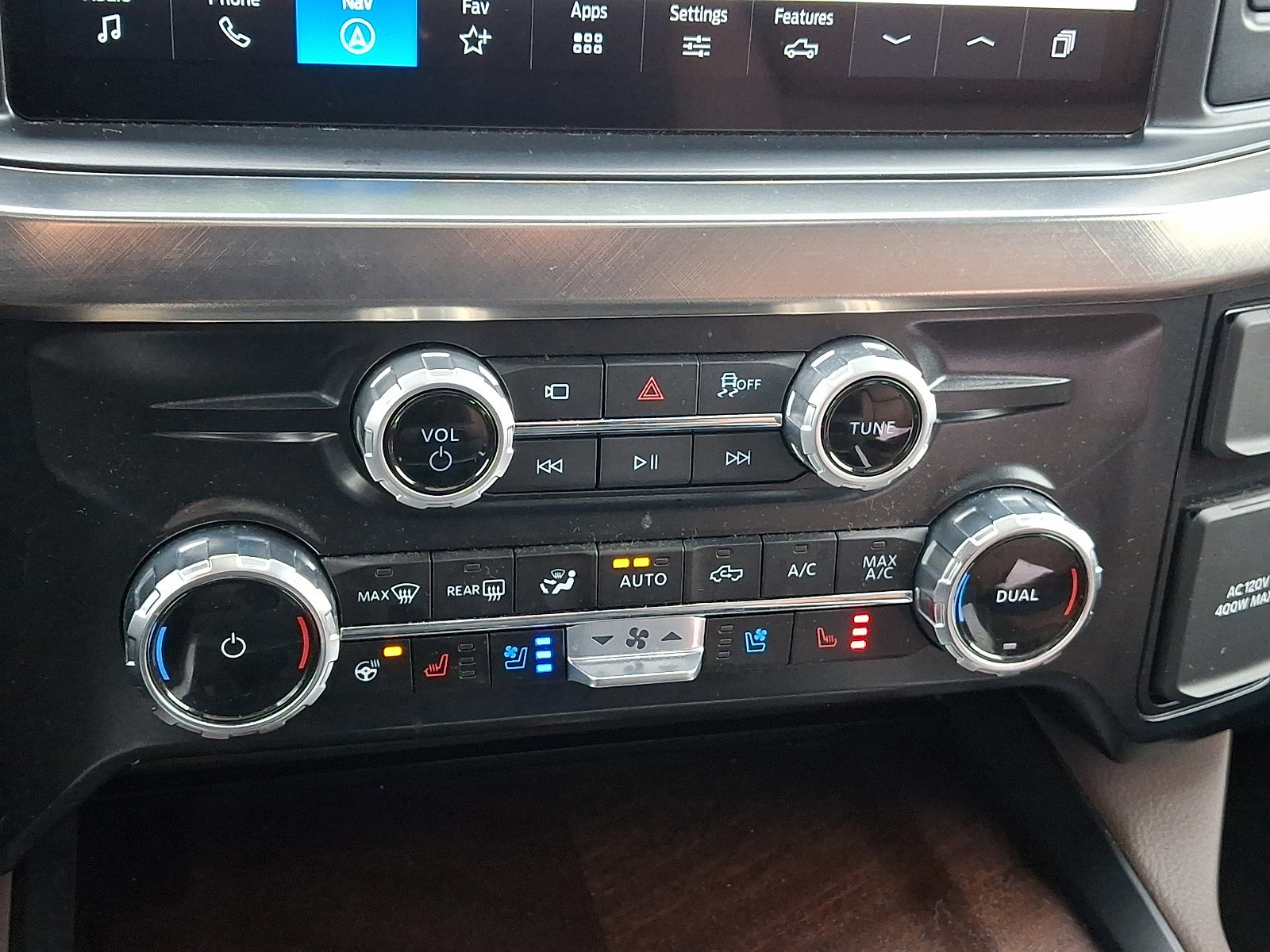 Certified 2025 Ford F450 King Ranch w/ Chrome Package image 21