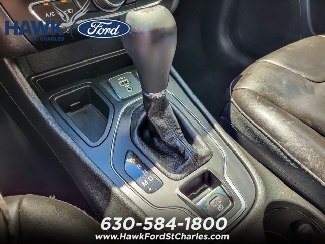 Used 2019 Jeep Cherokee Latitude Plus w/ Cold Weather Group FWD image 15