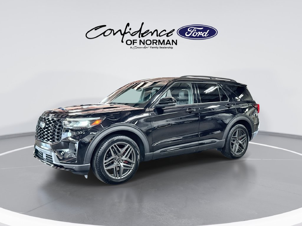 Certified 2026 Ford Explorer ST-Line w/ ST-Line Street Pack RWD image 4