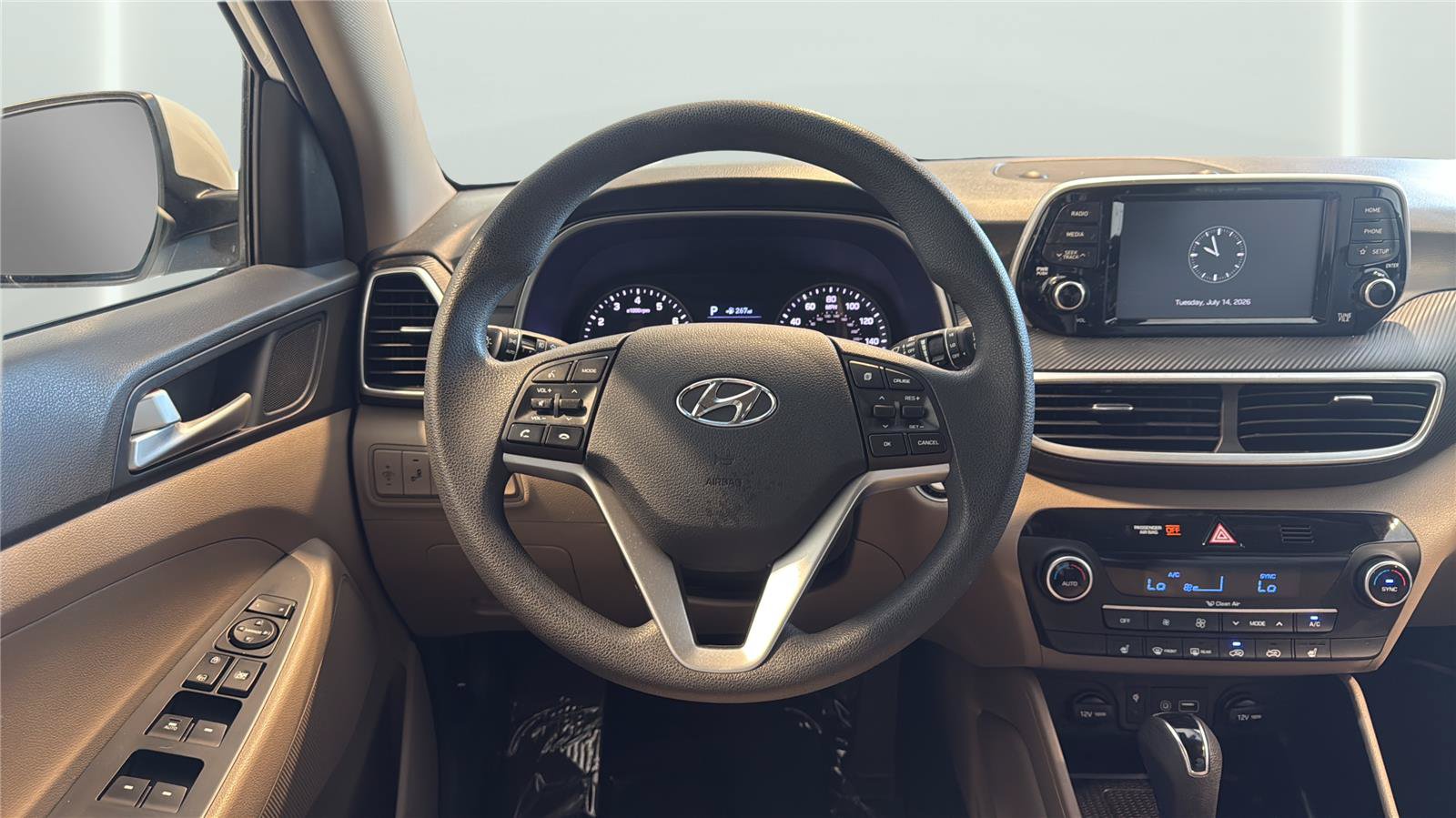 Used 2019 Hyundai Tucson Sport FWD image 13