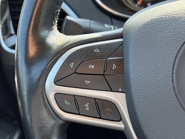 Used 2020 Jeep Cherokee Limited image 28