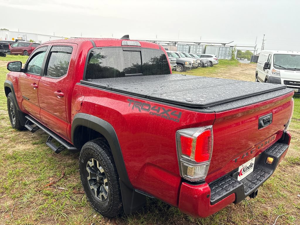 Used 2023 Toyota Tacoma TRD Off-Road w/ Technology Package AWD/4WD image 15