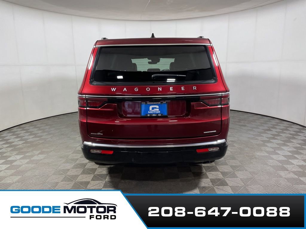 Used 2024 Jeep Wagoneer Series III AWD/4WD image 6