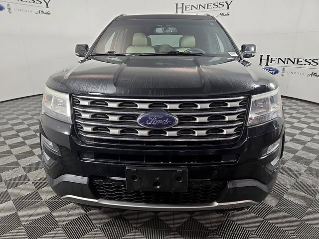 Certified 2017 Ford Explorer XLT w/ Equipment Group 202A FWD image 3