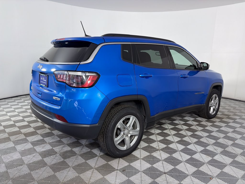 Used 2024 Jeep Compass Latitude AWD/4WD image 7