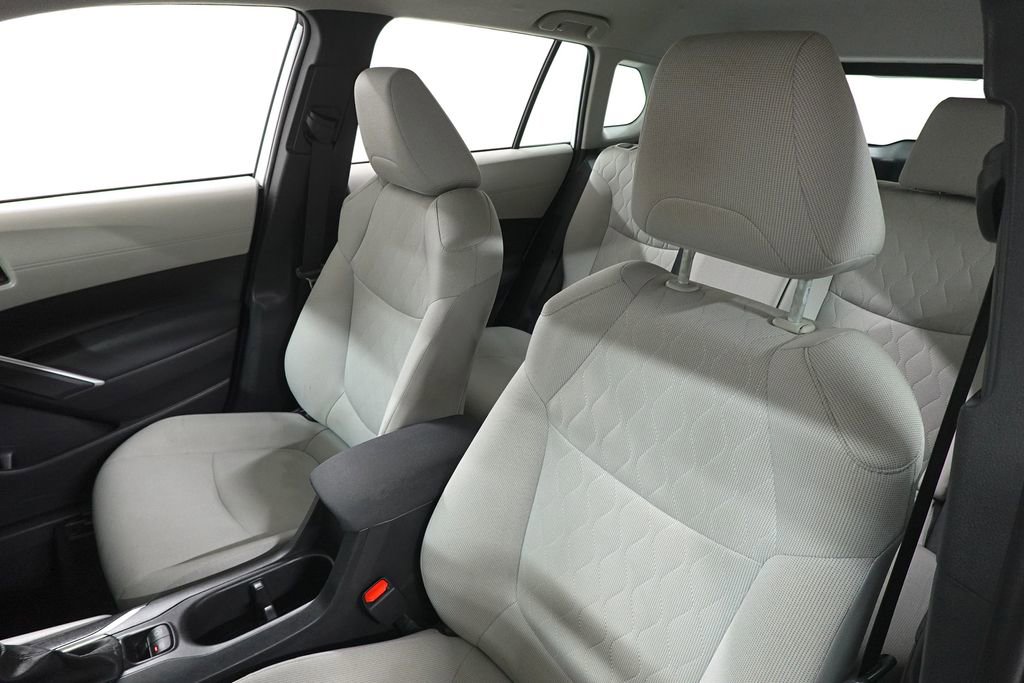 Used 2024 Toyota Corolla Cross L image 11