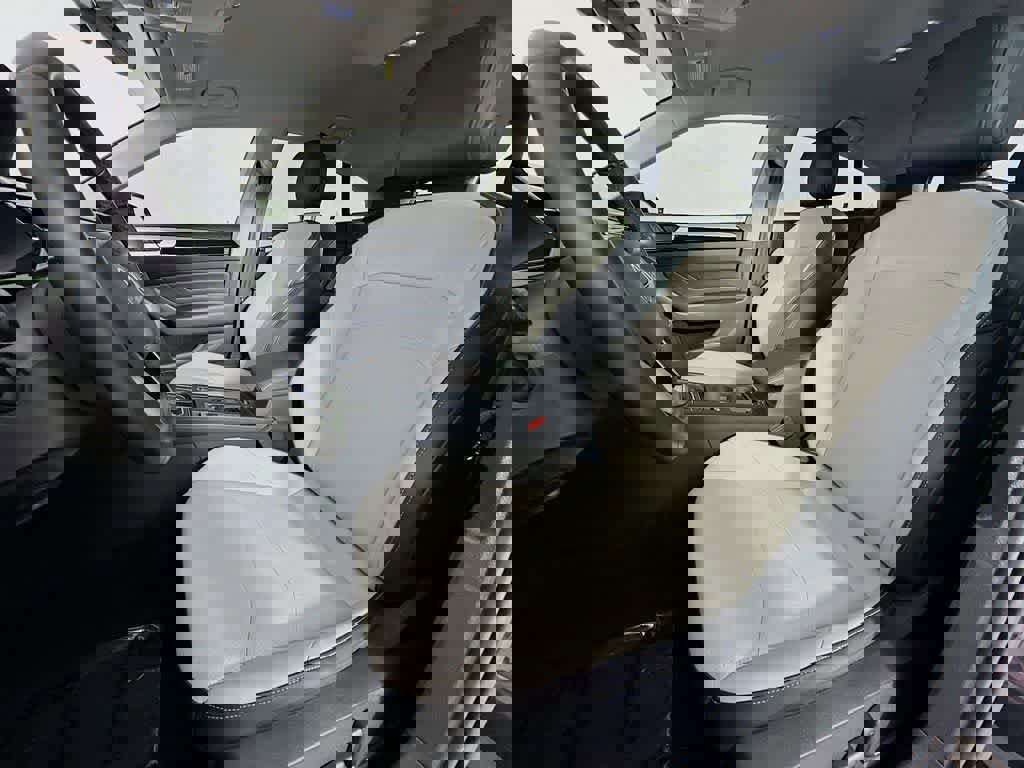 Used 2021 Volkswagen Arteon SE image 15