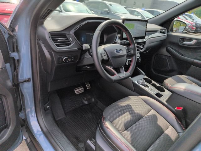 Certified 2024 Ford Escape ST-Line w/ Tech Pack #1 AWD/4WD image 29