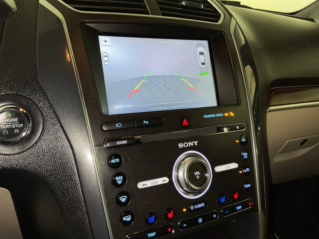 Certified 2018 Ford Explorer Limited FWD image 24
