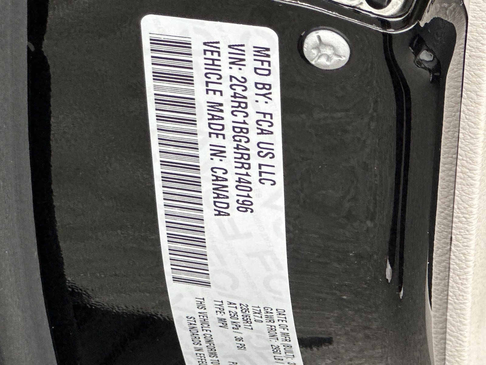 Used 2024 Chrysler Pacifica Touring-L FWD image 30