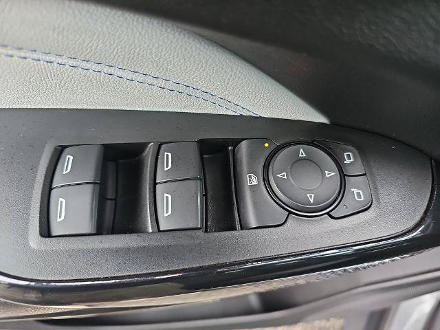 Used 2025 Chevrolet Trax LT w/ LT Convenience Package FWD image 26