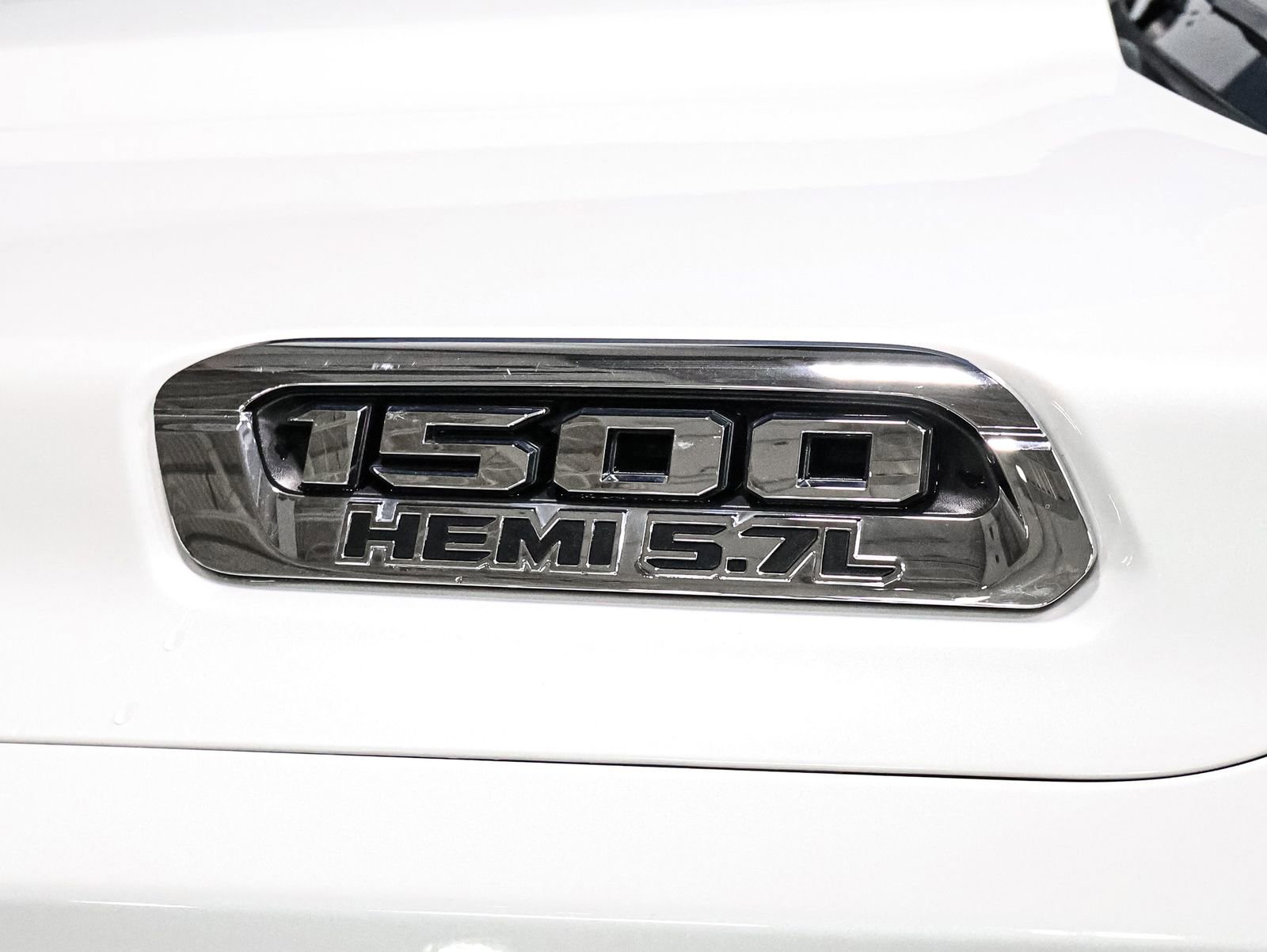 Used 2020 RAM 1500 Laramie image 19