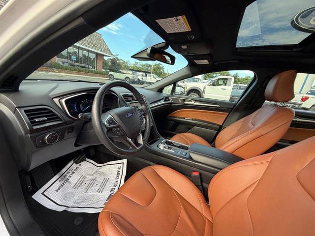 Certified 2020 Ford Fusion Energi Titanium FWD image 20