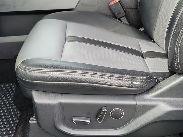 Certified 2017 Ford F150 XLT w/ Equipment Group 302A Luxury image 16