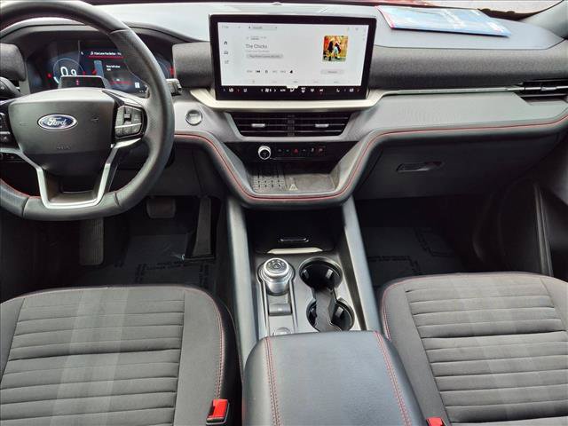 Certified 2025 Ford Explorer ST-Line w/ Premium Package RWD image 17