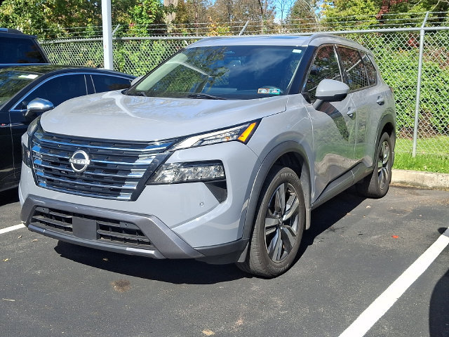 Used 2024 Nissan Rogue SL w/ SL Premium Package AWD/4WD image 6
