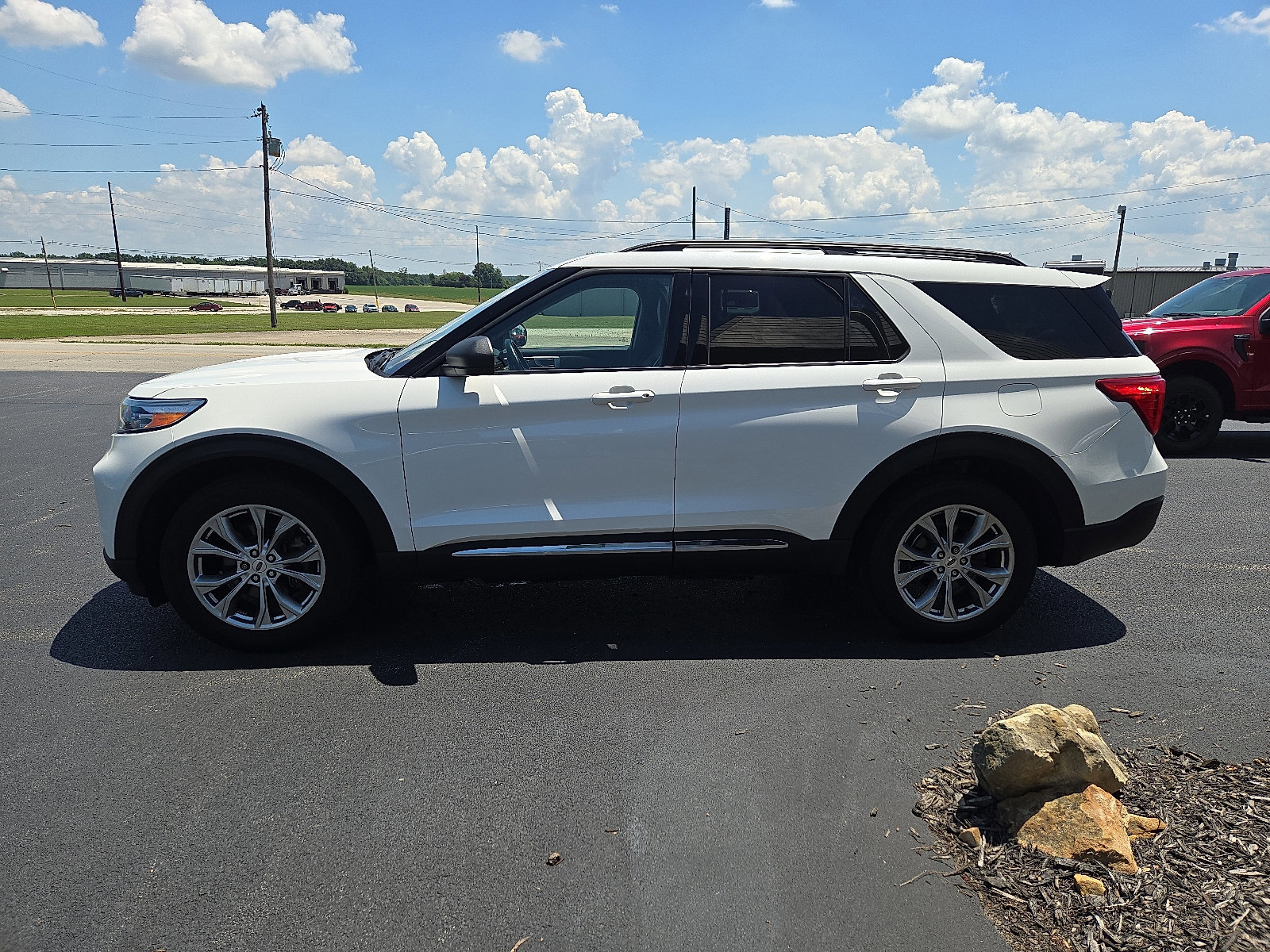 Certified 2022 Ford Explorer XLT w/ Equipment Group 202A image 2