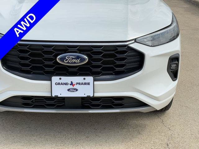 Certified 2024 Ford Escape ST-Line Select w/ Tech Pack #1 AWD/4WD image 11