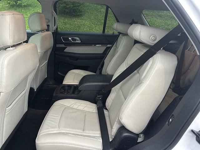 Certified 2017 Ford Explorer Platinum AWD/4WD image 16