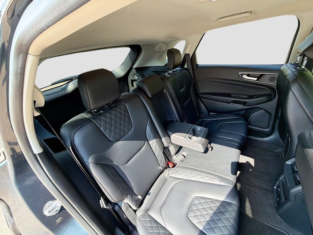 Certified 2024 Ford Edge Titanium AWD/4WD image 29